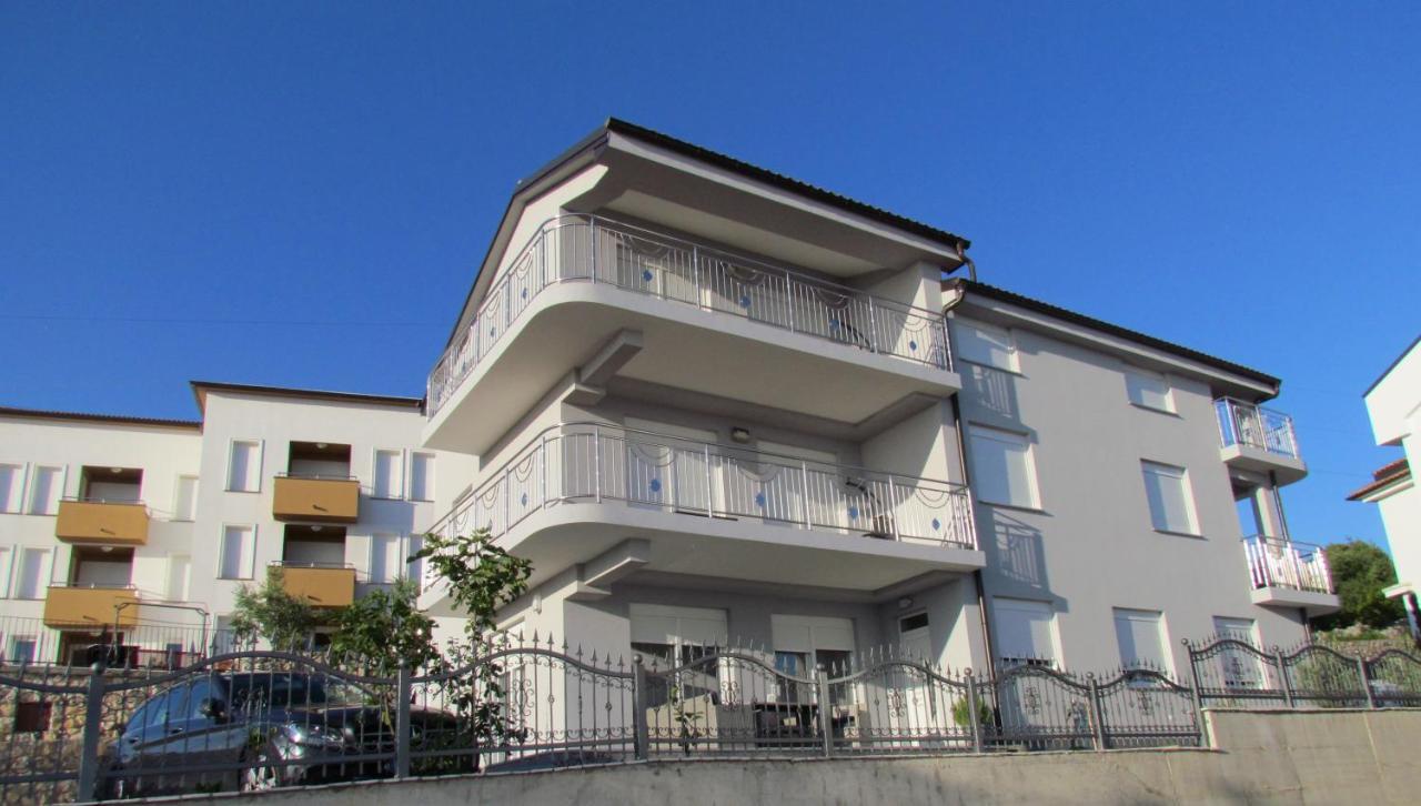 Apartment Delic Crikvenica Buitenkant foto